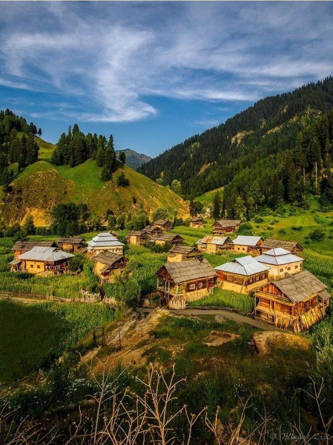 Riverbank Hotel Taobut Neelum Valley Azad Kashmir Taobat Екстер'єр фото